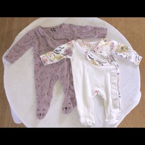 2 for 16$/Trois Moutons baby pajama size 3 month